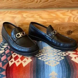 Salvatore Ferragamo | Shoes | Salvatore Ferragamo Black 